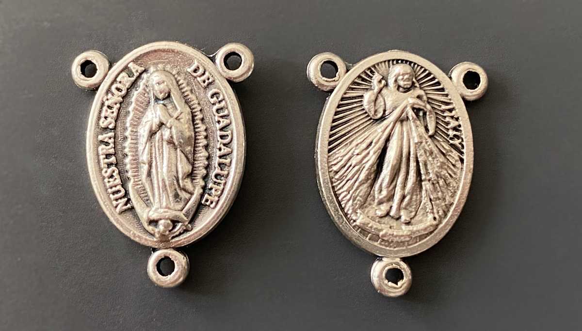 Glory to the Heroes Rosary with St. Michael & Divine Face Cross